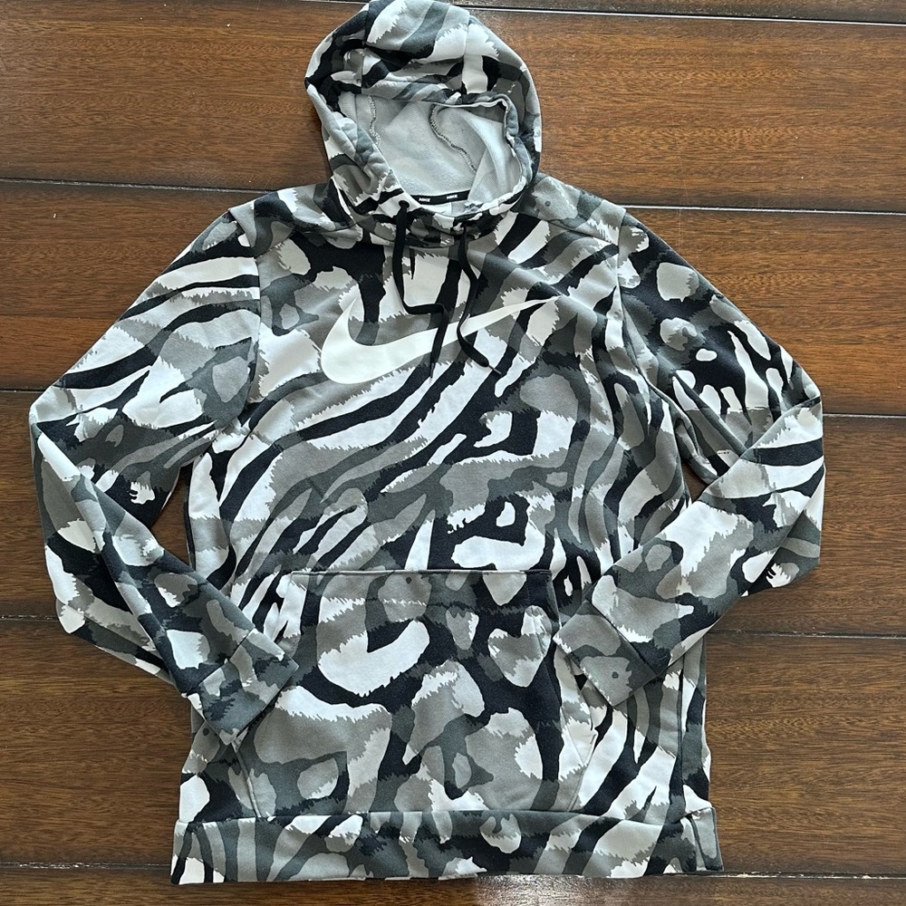 Nike Dri-Fit Hoodie - Black & White Camo